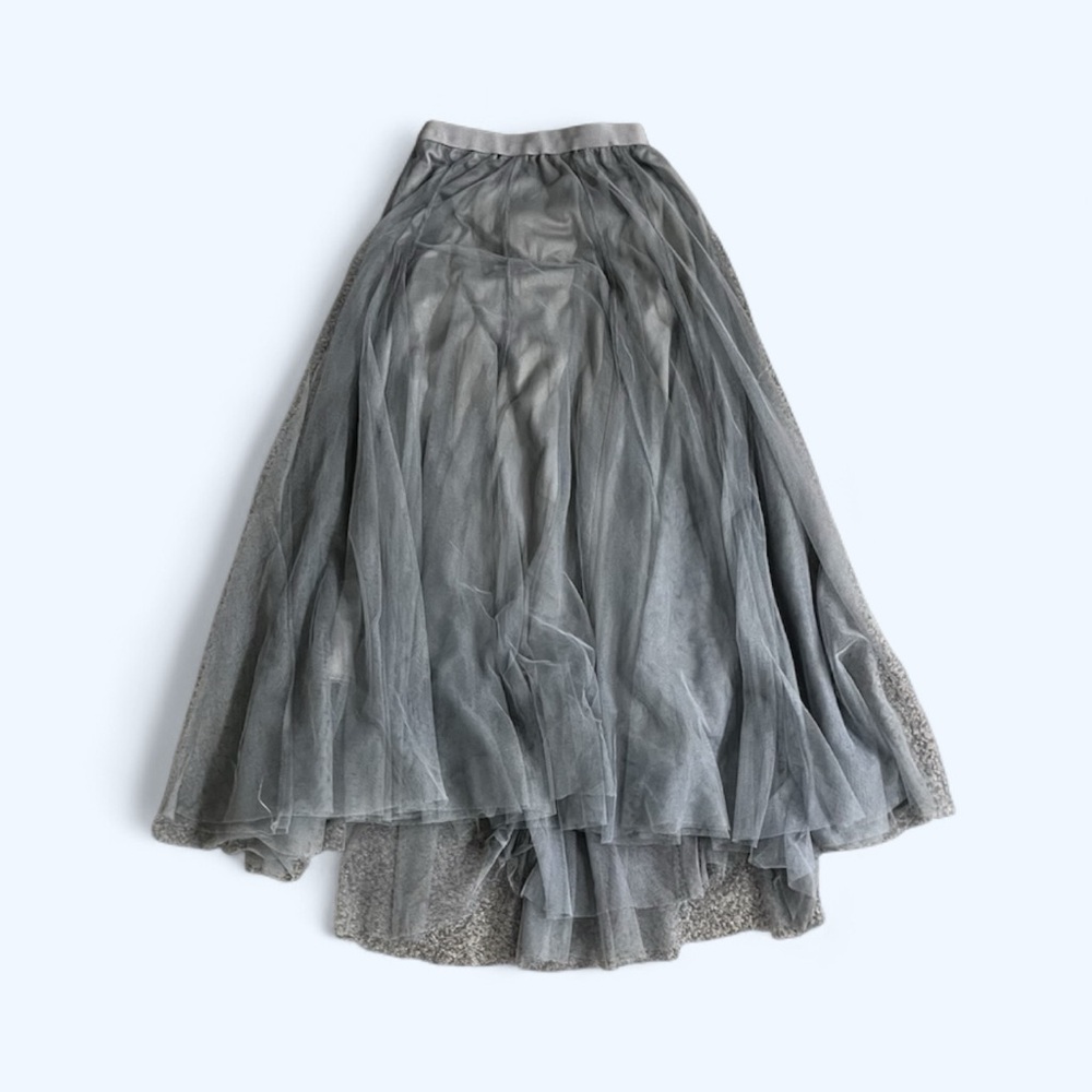 Elegant Gray Tulle Skirt